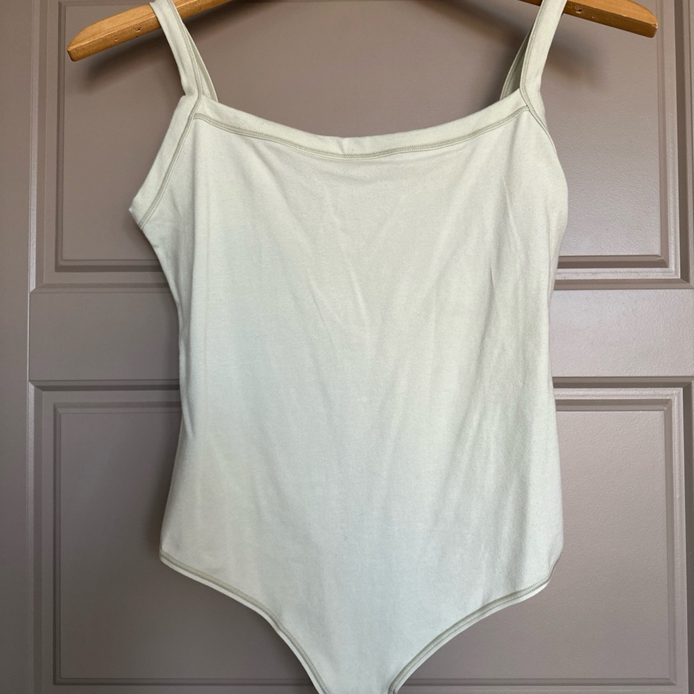 NEVER WORN Skims Cotton Jersey Scoop Neck Thong Bodysuit, Spearmint, Medium